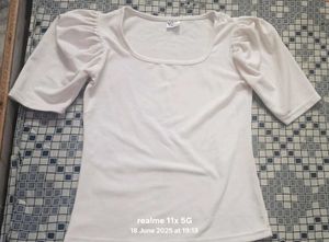 Women's Puff Sleeve Top