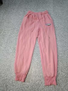 peach joggers 🍑