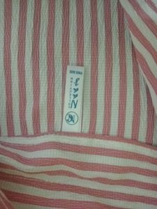 Pink Top With Cute Design 💜