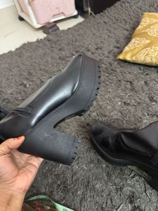 New Women Boots From CANADA