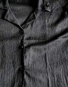 Black  Cropped Shirt