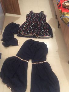 sarara set bilkul new hai