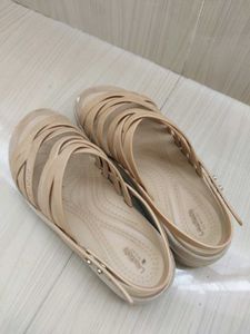 Crocs Brooklyn Strappy Wedge
