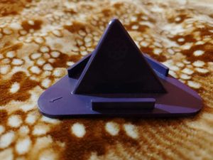 Pyramid Stand Mobile Holder Purple