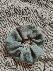 Scrunchie, Green In Colour, Good Looking