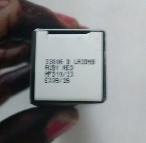 Giordani Gold Iconic  Exixer Lipstick