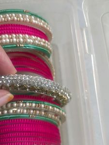 White Green Pink Combination Bohut Achcha H