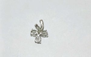 4 Pendent Each For 50 Rs