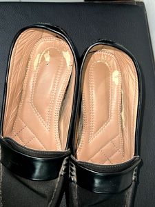 Black Wedge Pumps Stylish &amp; Comfy