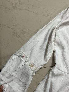 White Embroidered Kurta