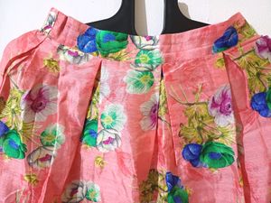 💥🆕️ Floral Silk Knee Length Skirt