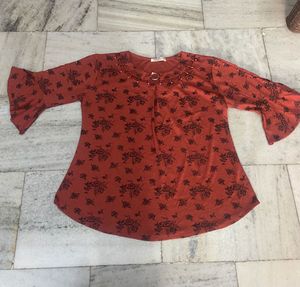 🤩Stylish 3XL Rose Print Top 🤩