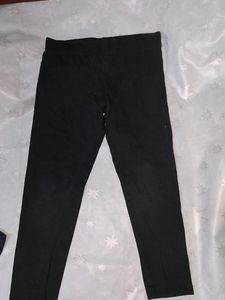 4 Branded Leggings