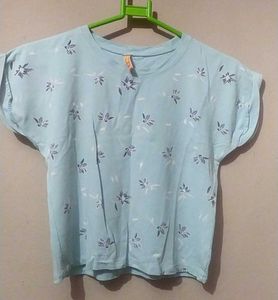 Floral Print Tee - Light Blue
