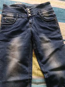 I&#39;m Selling Jeans
