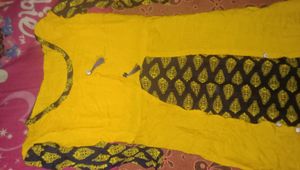 Yellow And Navy Blue Kurta