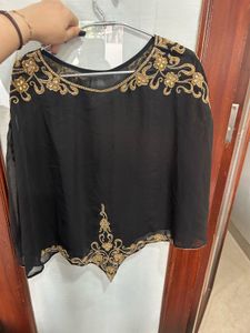 Free Size Cape - Fits Plus Siz Upto Bust 50”