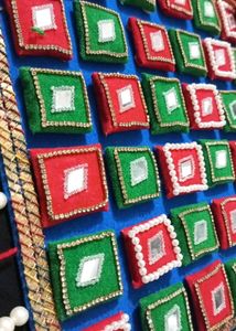 Beautiful Hanging Include Gift In It.