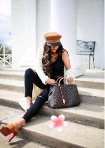 LOUIS VUITTON MONTAIGNE* PREMIUM HANDBAG