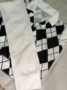 Argyle Print Long Sleeve Top
