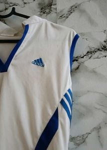 Sports T-shirt