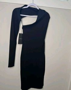 Shein Black One Shoulder Sleeve Wrap