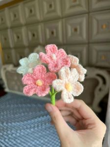 Crochet Forgot Me Not 6 Flower Bouquet