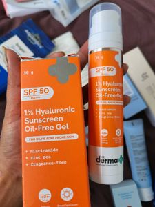 The Derma Co New OIL FREE Sunscreen Combo