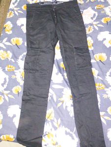 Men’s Black Slim-Fit Cargo Pants | Everyday Utilit