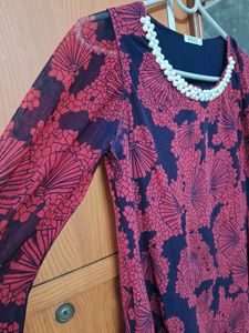 Red &amp; Blue Top With Net Sleeves