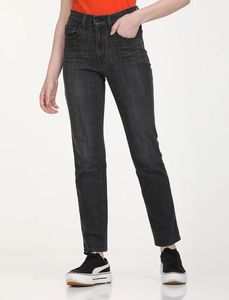Levi’s High Rise Straight Jeans