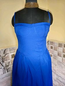 🎁Buy 2 Get 1 Free🎁Size Small Blue Midi Dress