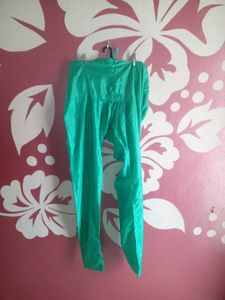 Mahnoor Green Kurta Set