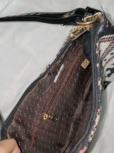 Patterned Shoulder Bag with Chain
