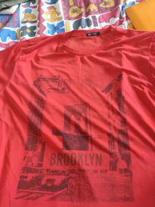 Red 'Brooklyn' Graphic T-Shirt