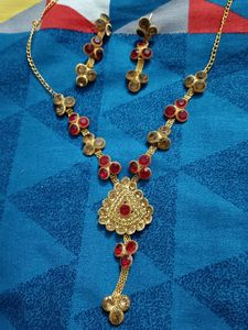 Red And Golden Jewellery Set