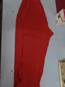 Vibrant Ateesa Kurta With Pockets &amp; Leggings Set