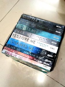 👁️‍🗨️Shatter Me Series Complete Box Set