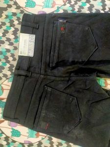 MG 16 Jeans