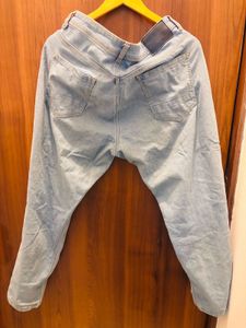 Light Wash Denim Jeans