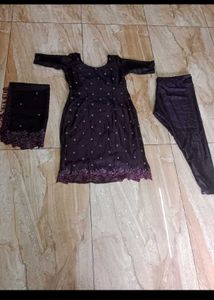Elegant Embroidered Salwar Kameez