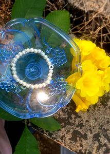 ELEGANT CLASSY BRACELET