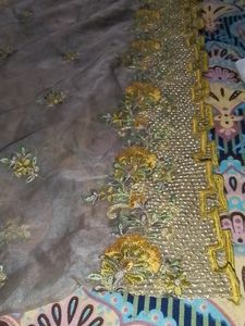 Kadhai Dupatta With Yellow Bra