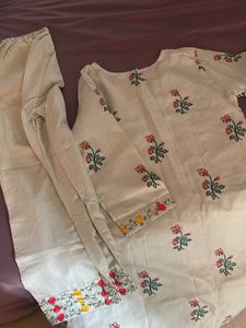 Floral Embroidered Kurta Set size 3xl