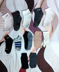 ASSORTED SOCKS BUNDLE 🧦