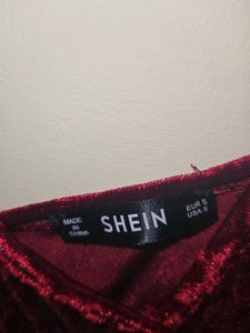 Glam 1 Piece - Velvet In Red Color To Set Bar Hot