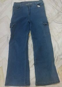 Wide Leg Cargo Jeans