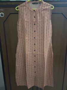 Avaasa Peach Striped Kurti