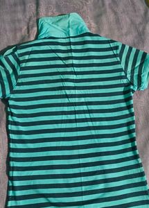 Women&#39;s Shoulder Cutting Tshirt