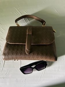Handbag